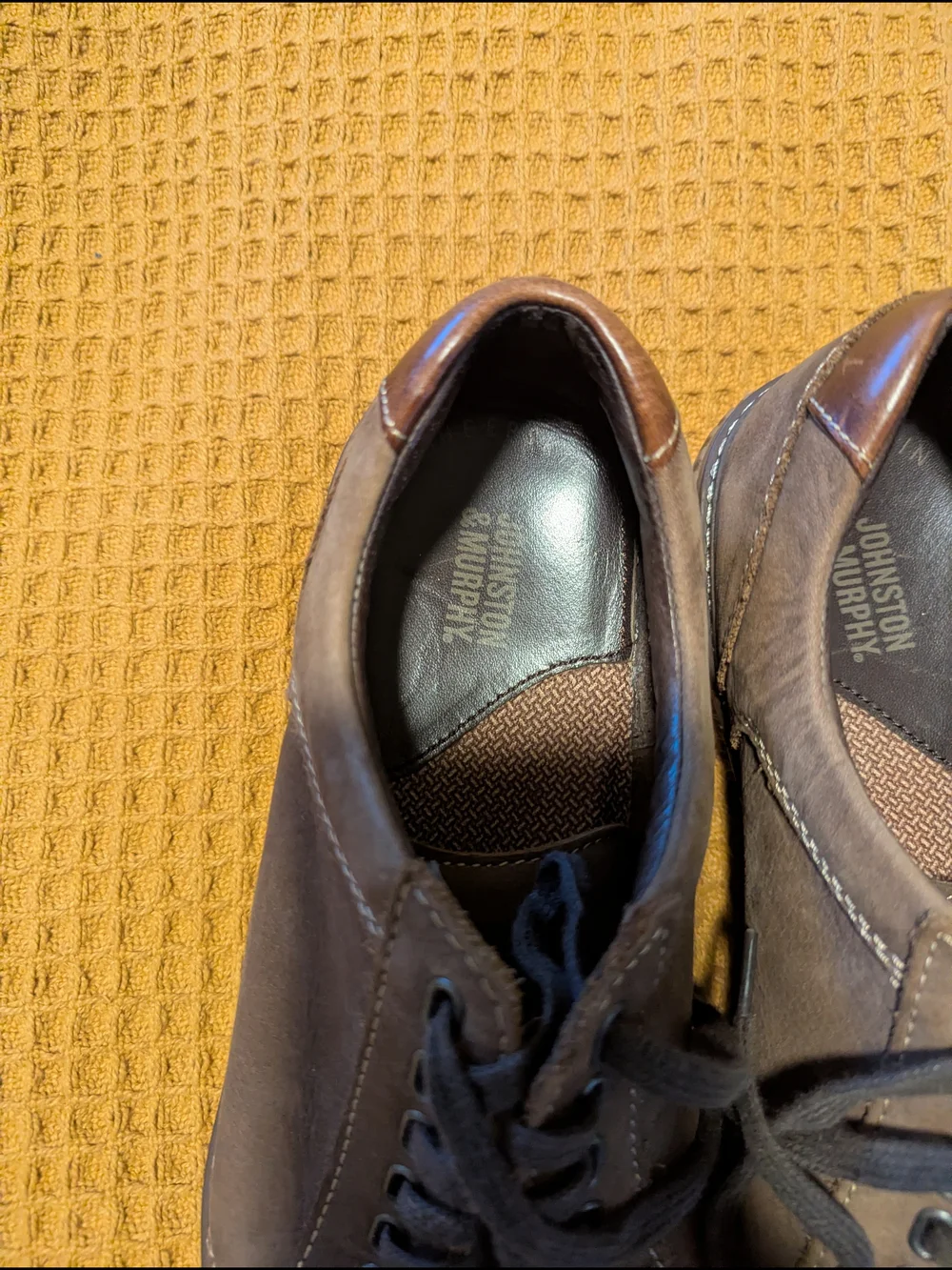 Johnston & Murphy Men's Dark Brown Suede Lace-Up Sneakers, 9